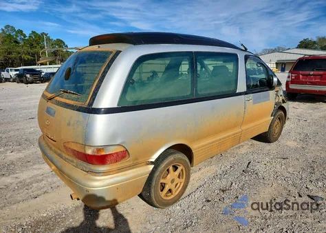 1998 Toyota Estima from USA, damaged, VIN TCR101347082